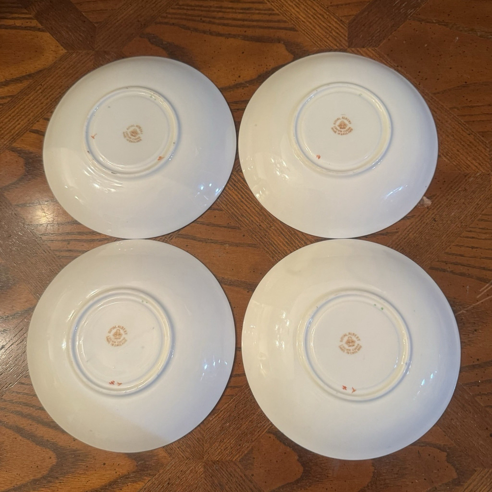 Set Of 8 Vtg Royal Albert Crown China Imari Style 4692 Cobalt Blue Cup & Saucer - Picture 11 of 12